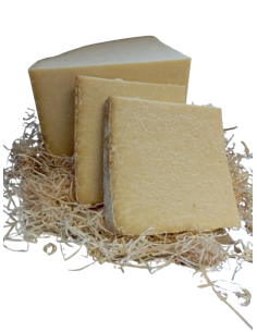 Cantal entre deux au lait cru AOP : environ 500 gr 2